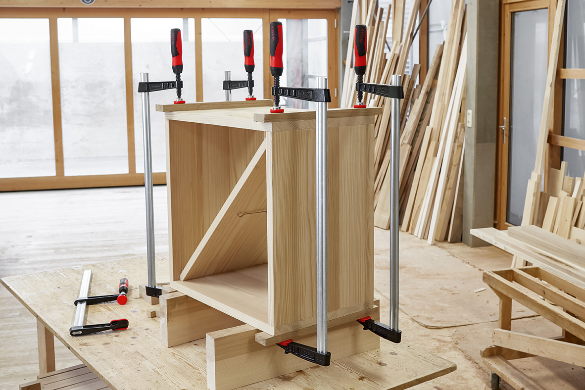 Temperguss-Schraubzwinge BESSEY TG mit 2-K-Griff