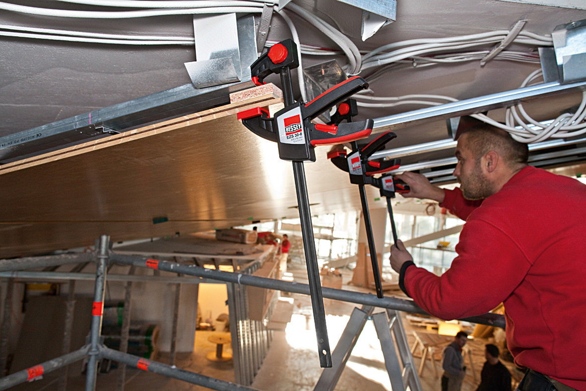 Einhand-Schnellzwinge EZ / EZS BESSEY